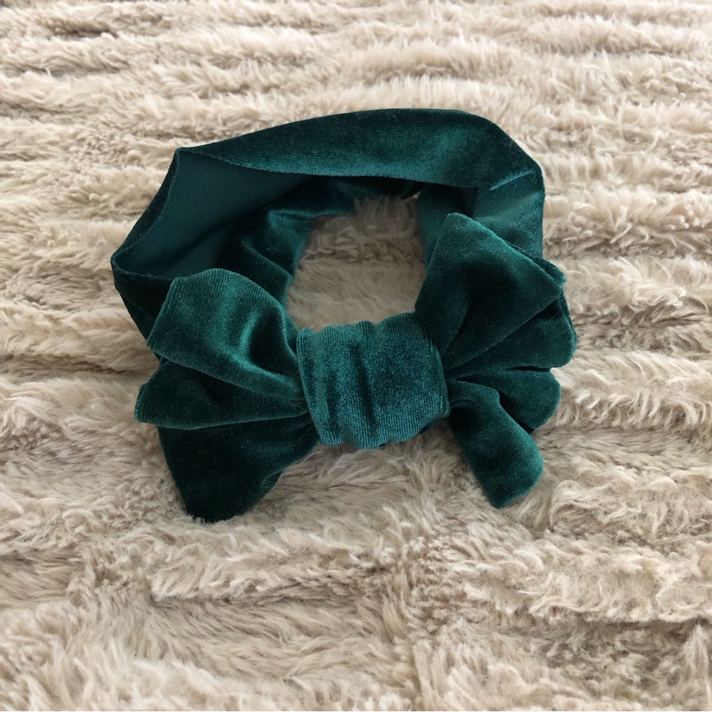 Baby | Green Velvet Bow Headband